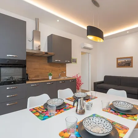 Vistallihouse Apartament *